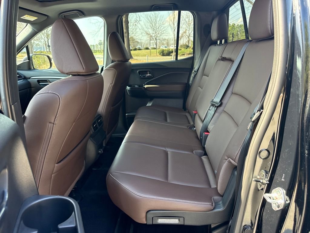 Certified 2025 Honda Ridgeline RTL image 25
