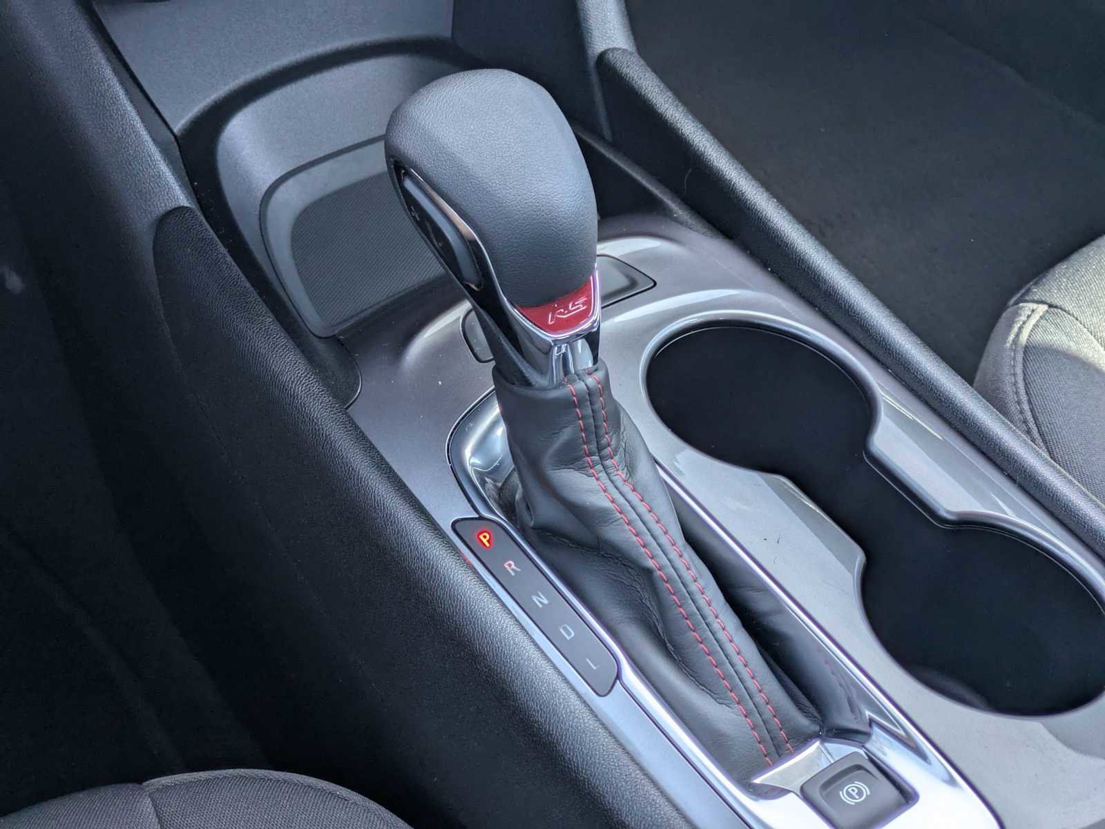 Used 2024 Chevrolet Malibu LT FWD image 32