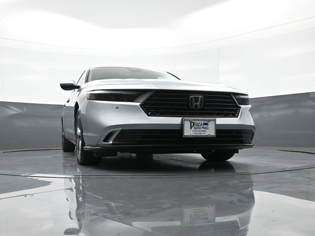 Used 2023 Honda Accord EX-L image 27