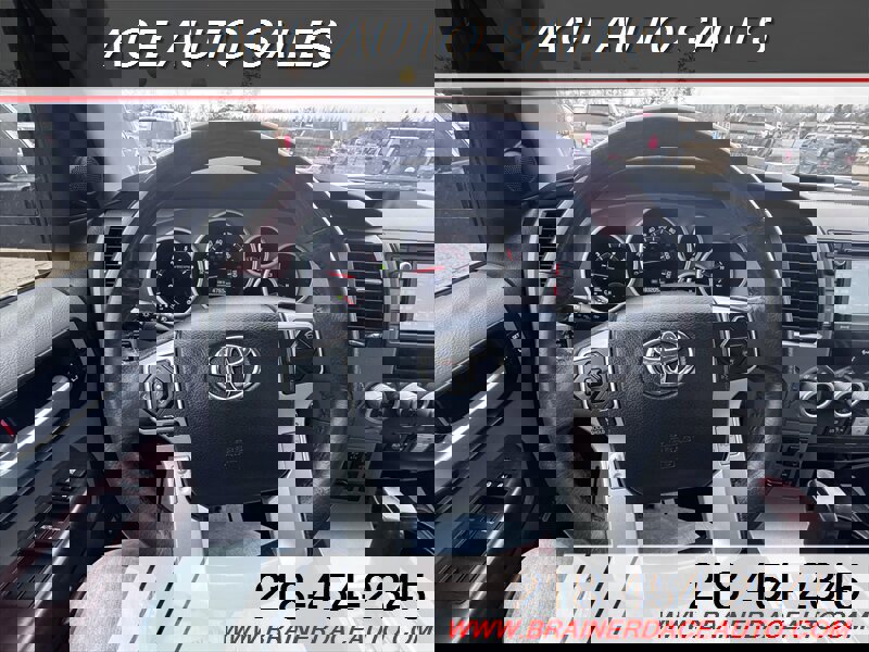 Used 2016 Toyota Sequoia Platinum AWD/4WD image 12