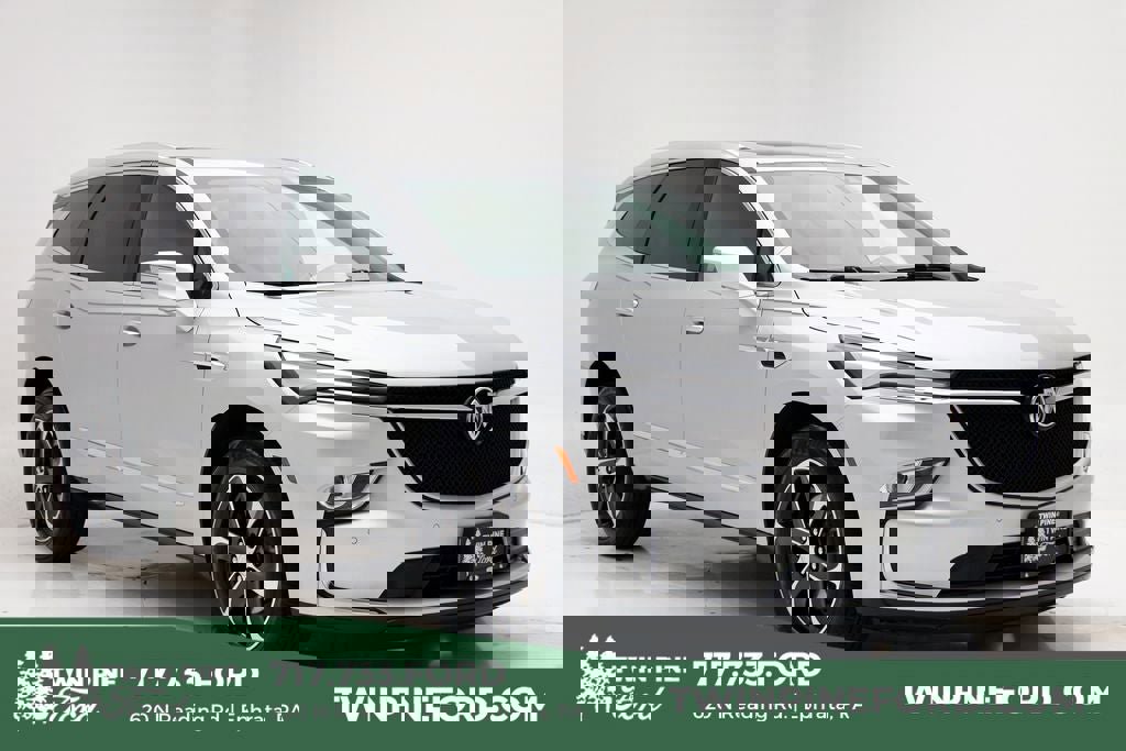 Used 2022 Buick Enclave Essence w/ Experience Buick Package