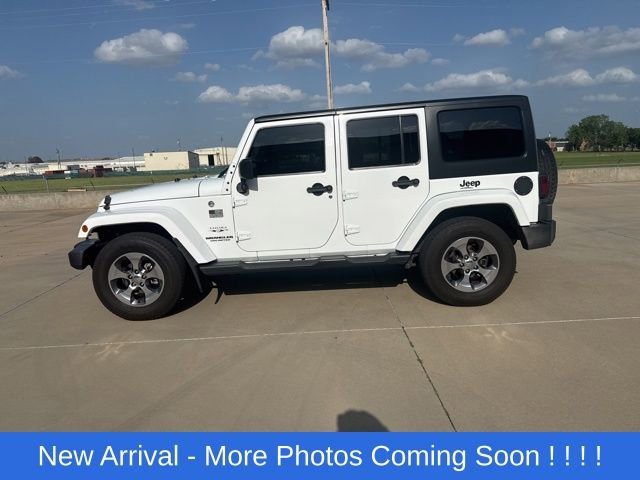 Used 2016 Jeep Wrangler Unlimited Sahara w/ Max Tow Package AWD/4WD image 8