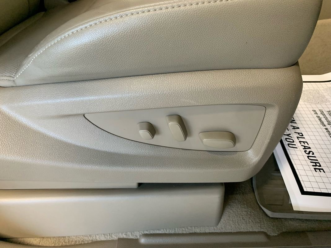 Used 2020 Chevrolet Suburban Premier w/ Max Trailering Package image 37