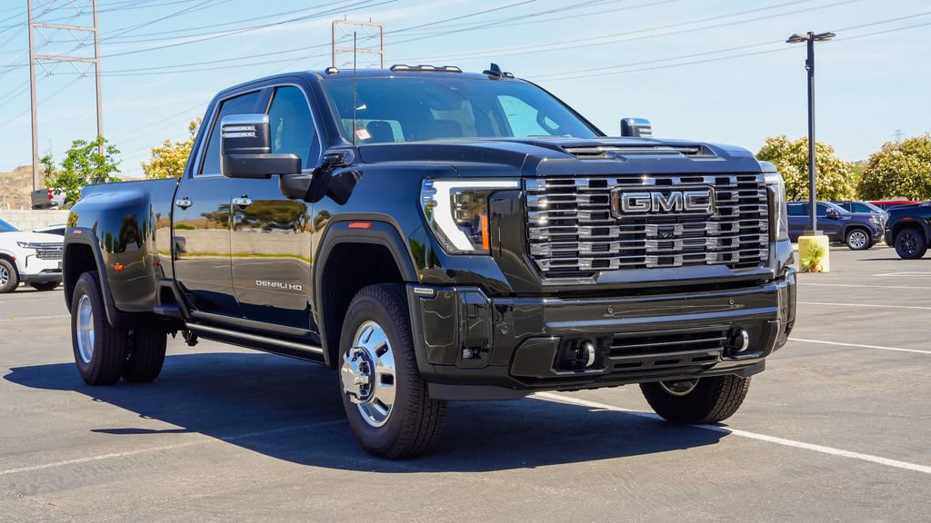 New 2026 GMC Sierra 3500 Denali Ultimate AWD/4WD image 5