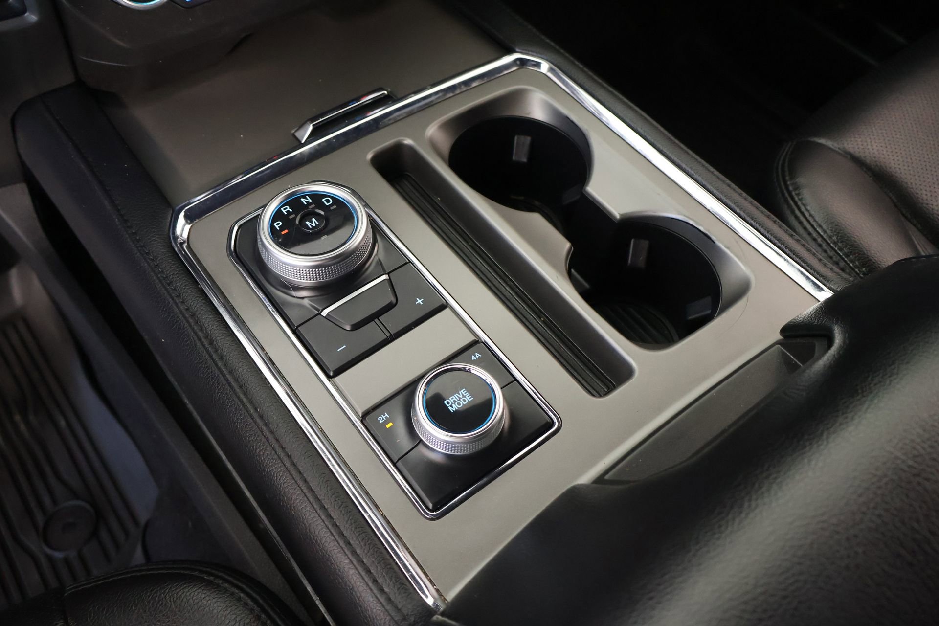 Used 2021 Ford Expedition XLT image 8