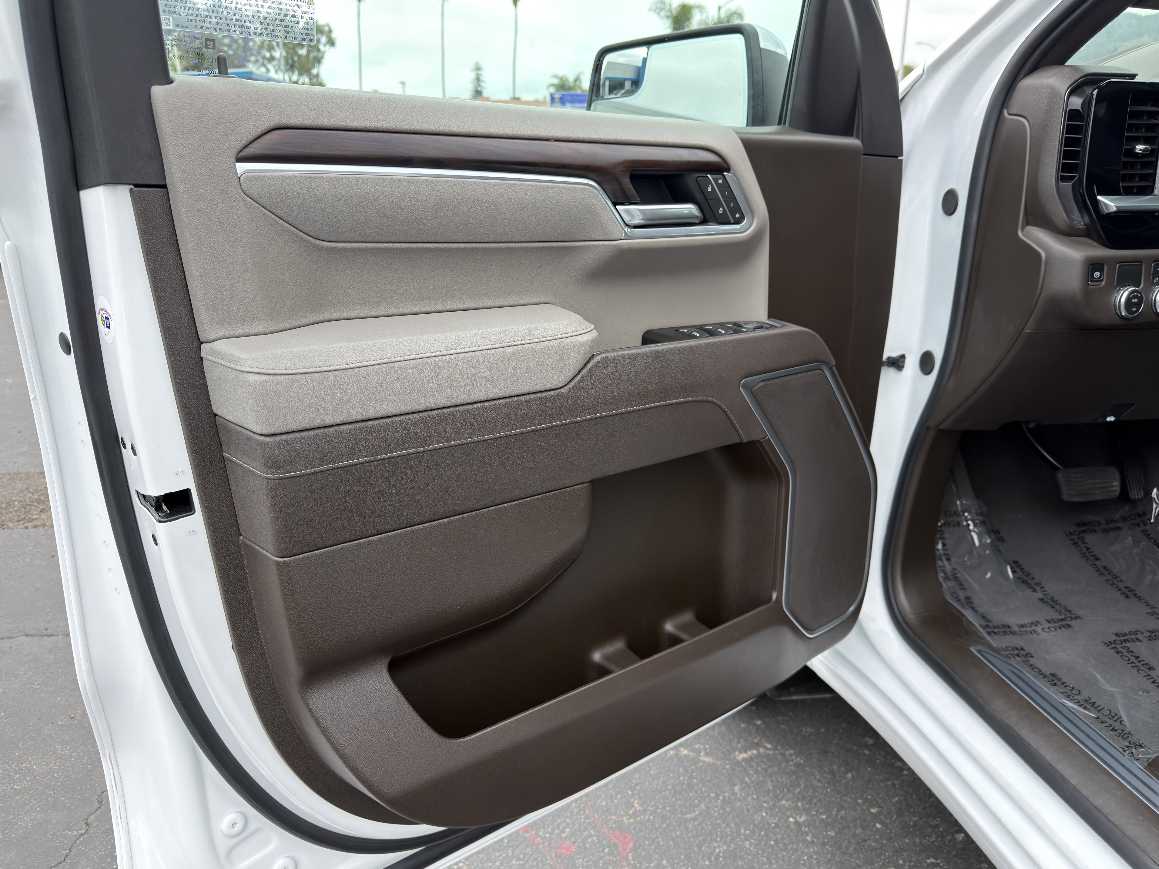 Used 2026 GMC Sierra 1500 SLT RWD image 30