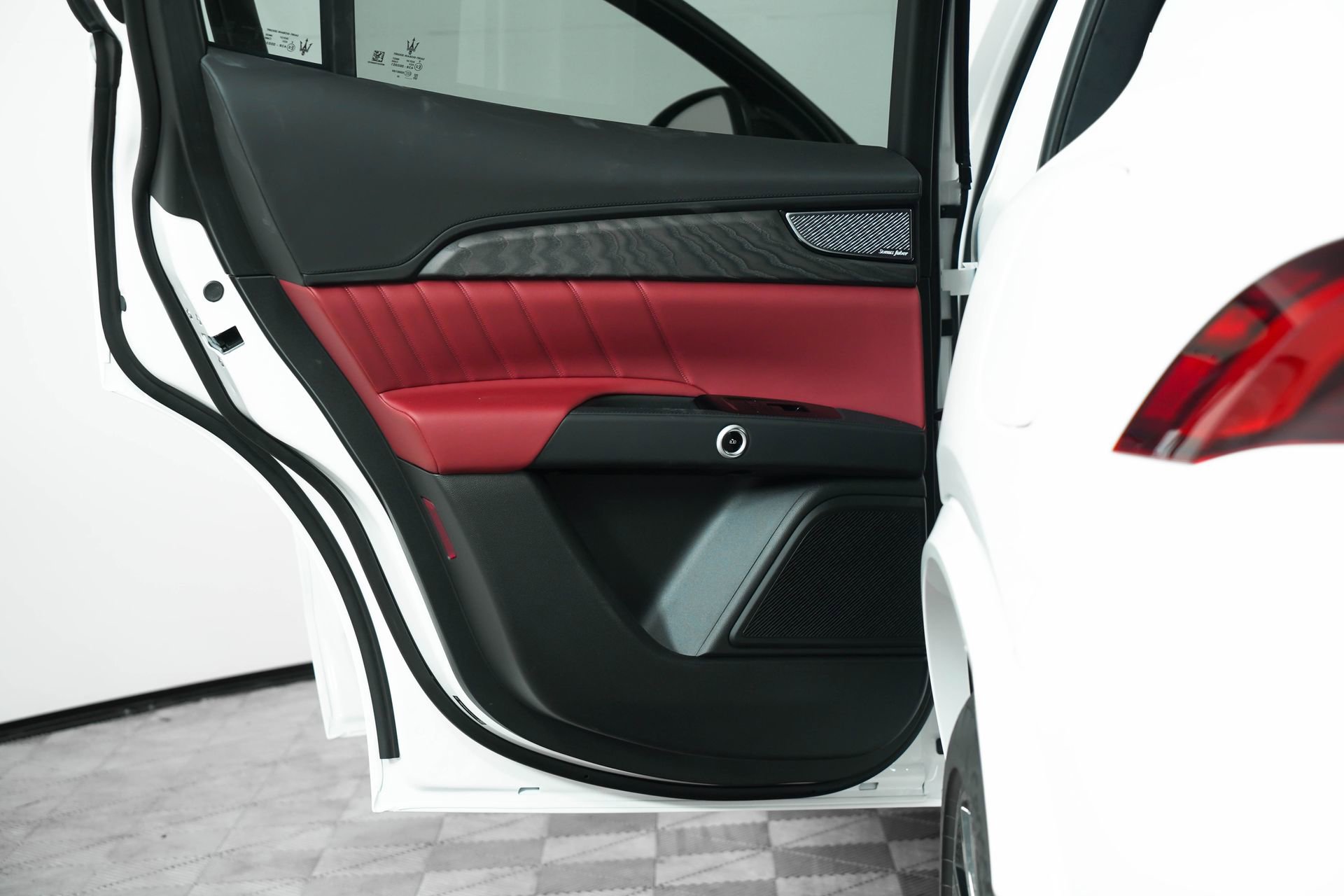 New 2025 Maserati Grecale Modena image 31