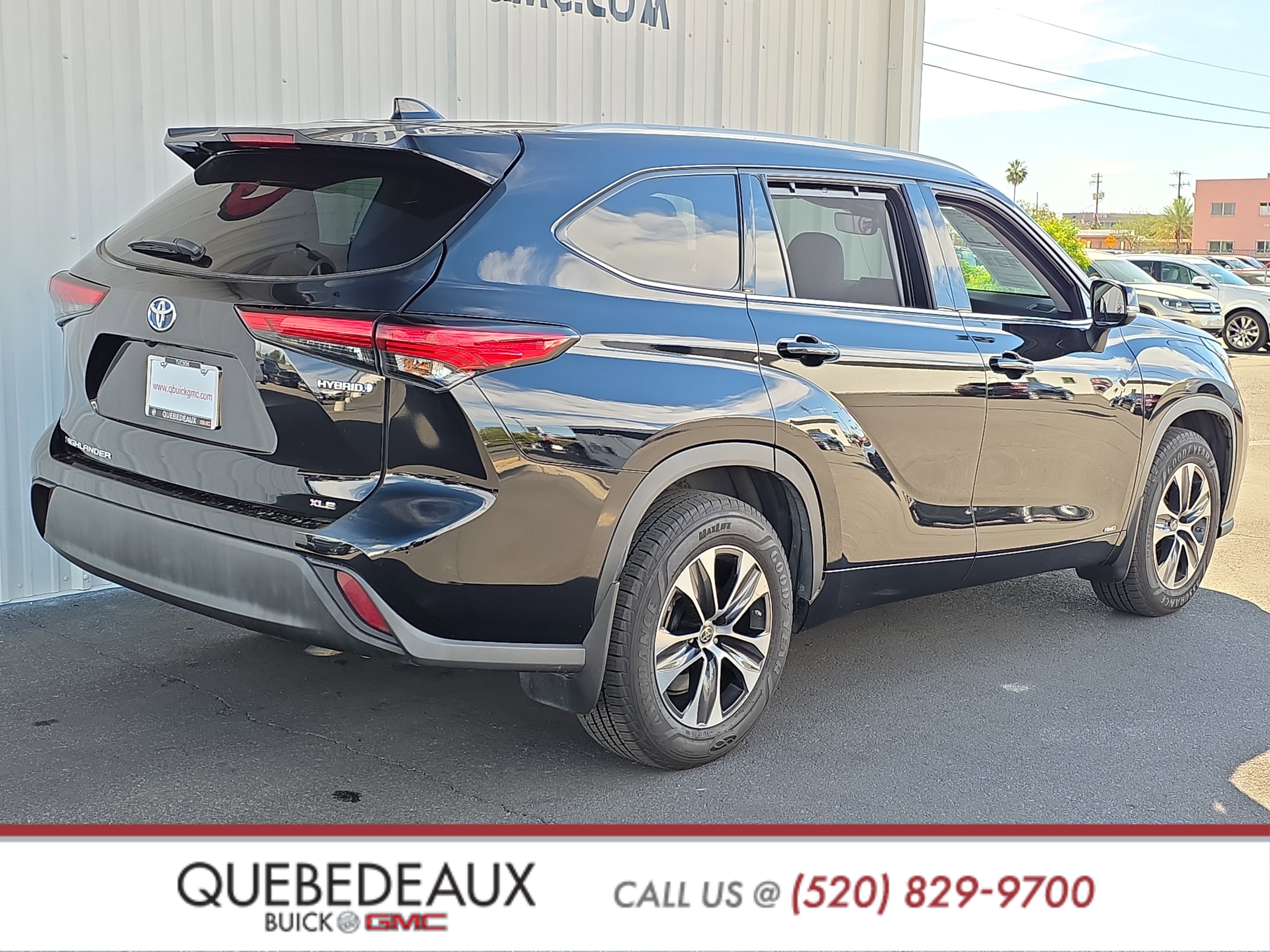 Used 2022 Toyota Highlander XLE image 9