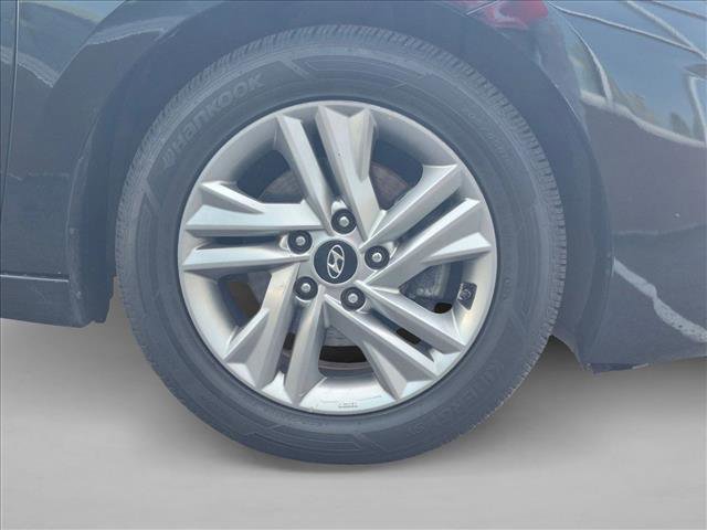 Used 2020 Hyundai Elantra Value Edition w/ Cargo Package (C1) image 22