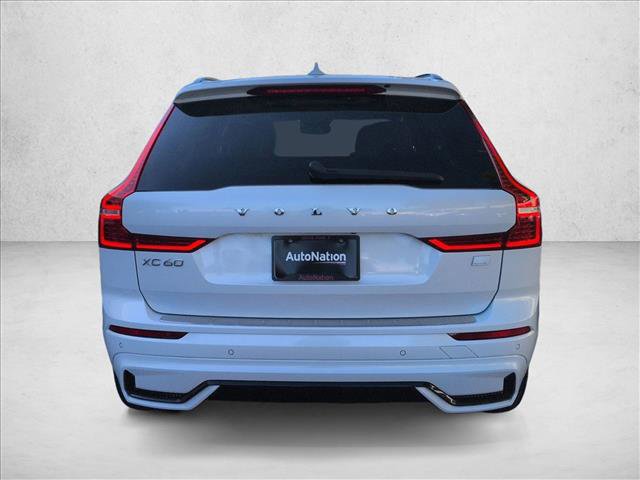 Certified 2023 Volvo XC60 T8 Ultimate w/ Climate Package image 7