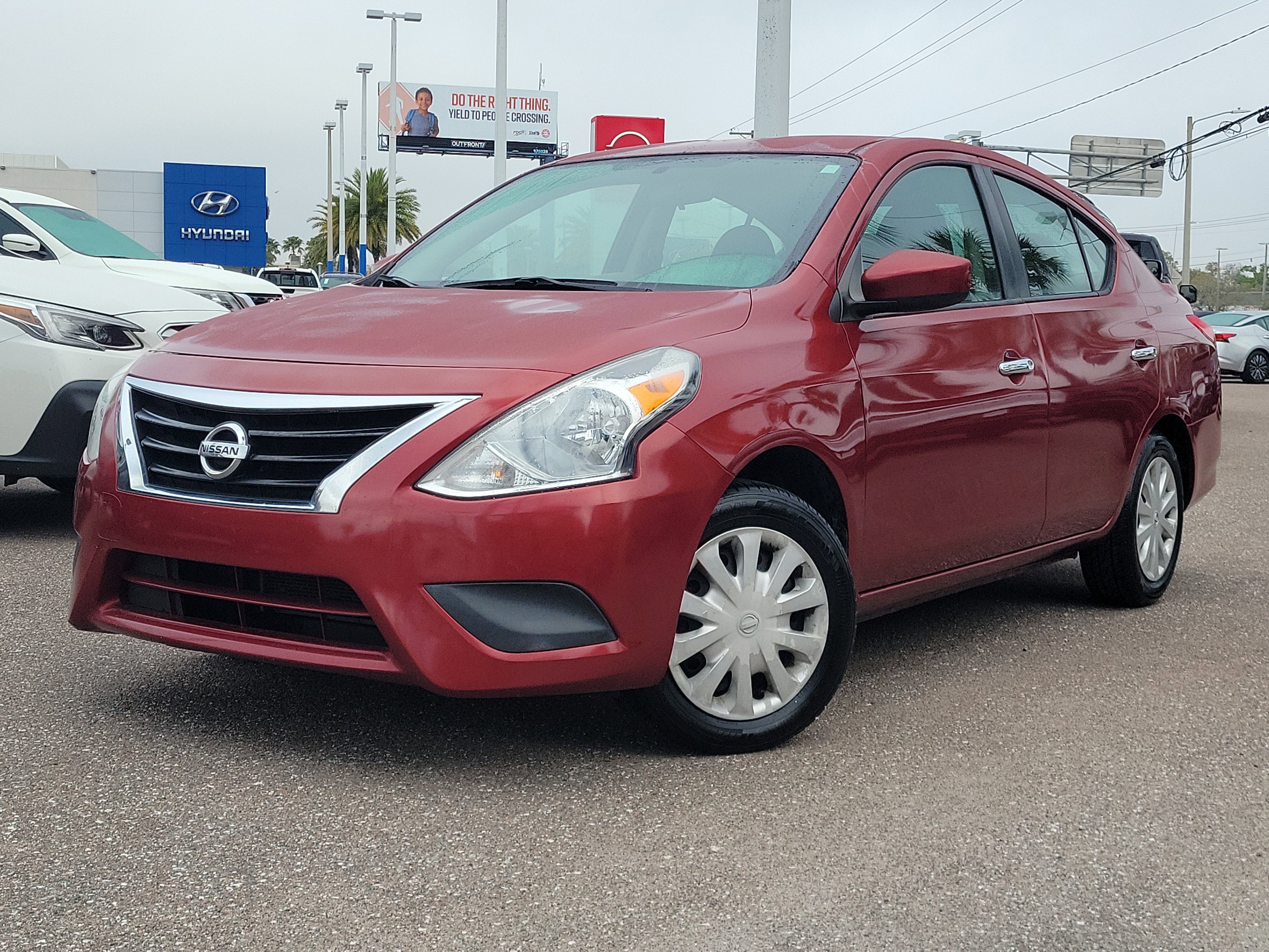 Used 2017 Nissan Versa SV image 1