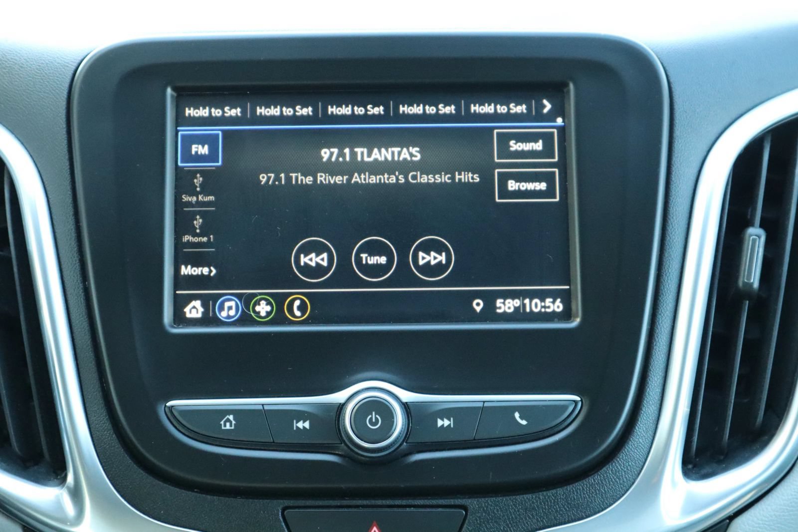 Used 2019 Chevrolet Equinox LS FWD image 21