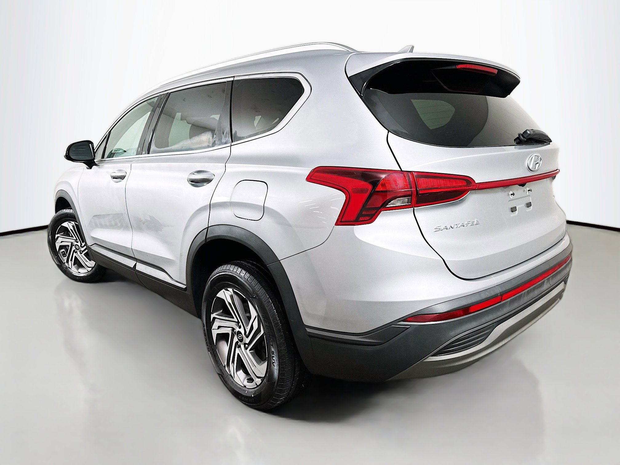 Certified 2023 Hyundai Santa Fe SEL image 5