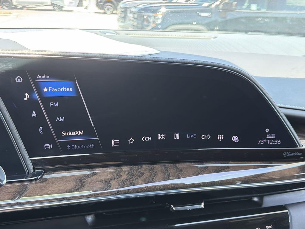 Used 2023 Cadillac Escalade Sport Platinum w/ LPO, ONYX Package image 15