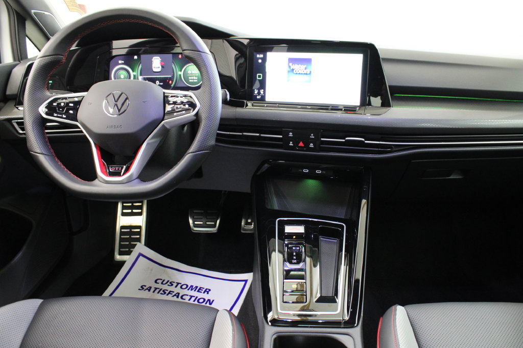 Certified 2023 Volkswagen GTI SE FWD image 9