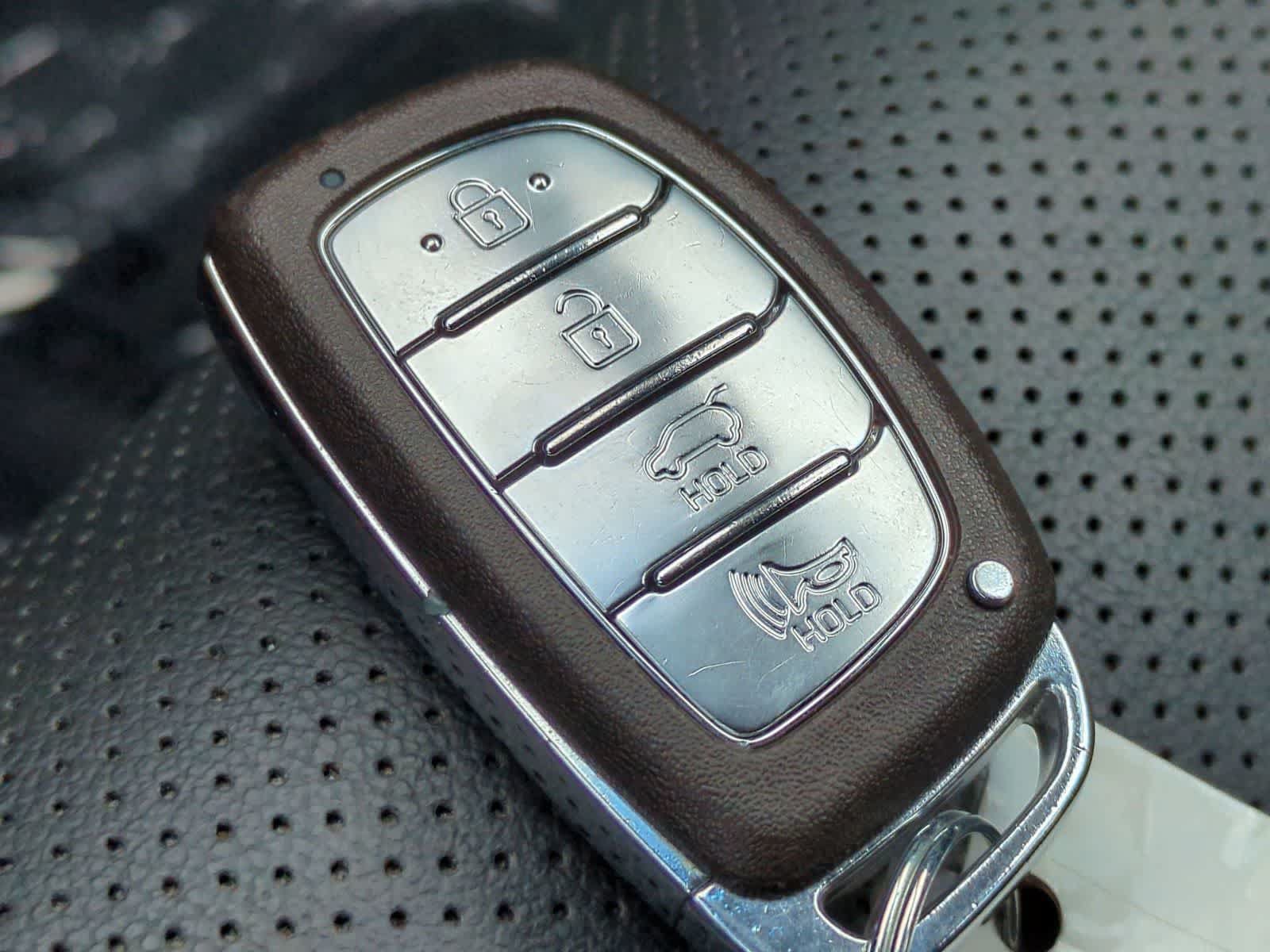 Used 2021 Hyundai Tucson Limited w/ Cargo Package AWD/4WD image 34