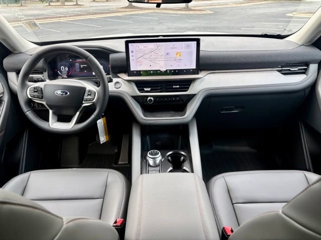 Used 2026 Ford Explorer Active w/ Active Comfort Package RWD image 25