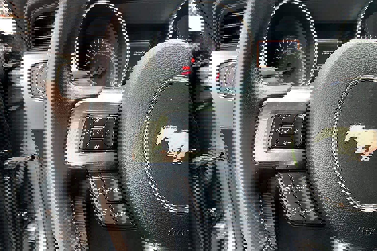 Used 2022 Ford Mustang GT RWD image 23