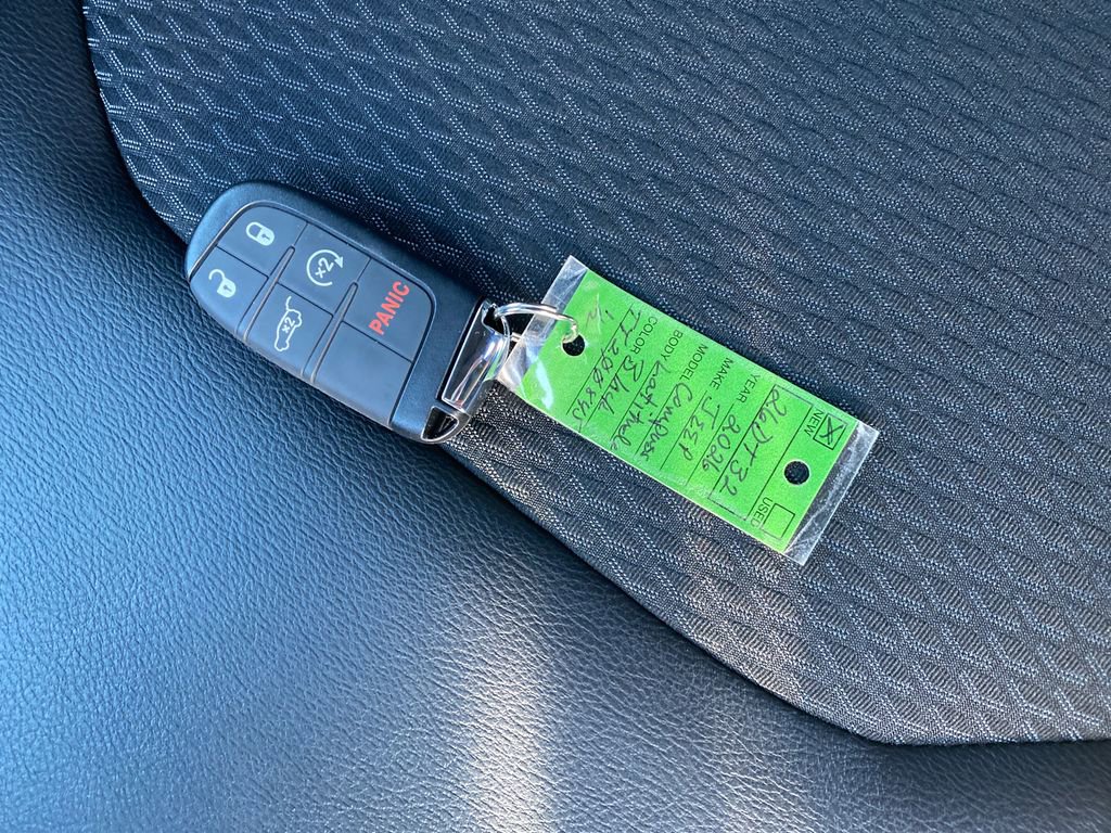 New 2026 Jeep Compass Latitude w/ Sun and Sound Group image 25