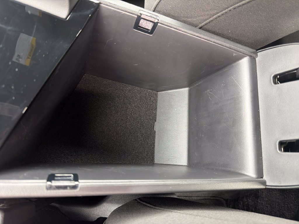 Certified 2025 Hyundai Elantra SEL FWD image 24