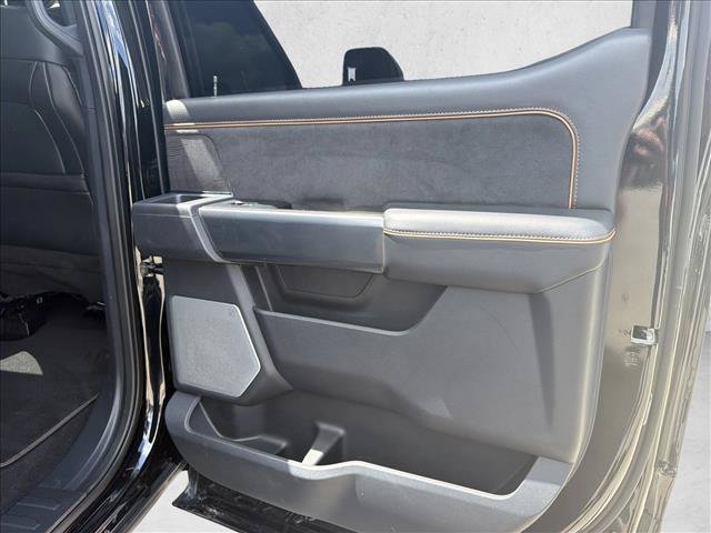 Used 2024 Ford F250 Platinum AWD/4WD image 23