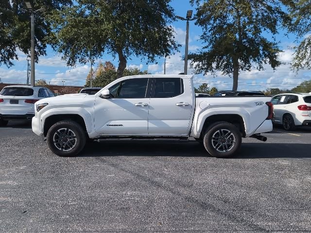 Used 2024 Toyota Tacoma TRD Sport image 3