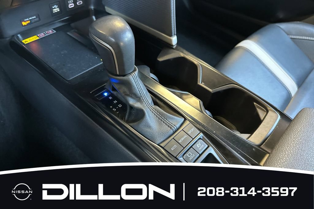 Used 2025 Toyota Camry SE FWD image 20