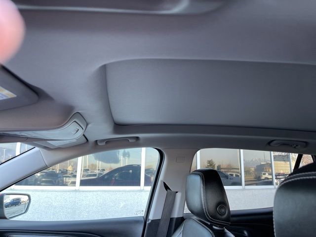 Certified 2022 GMC Terrain SLT w/ Elevation Edition image 12