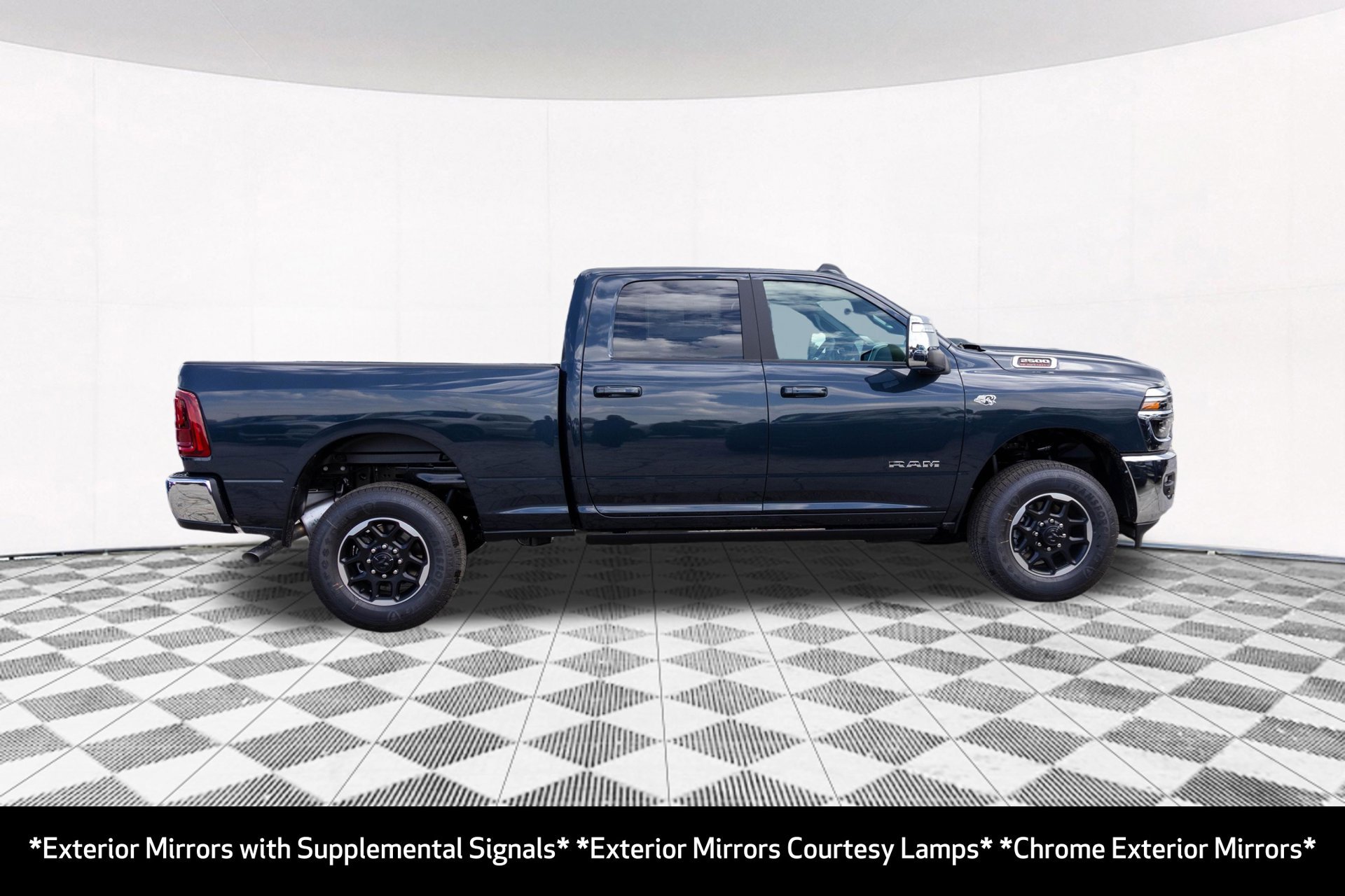 New 2027 RAM 2500 Laramie AWD/4WD image 13