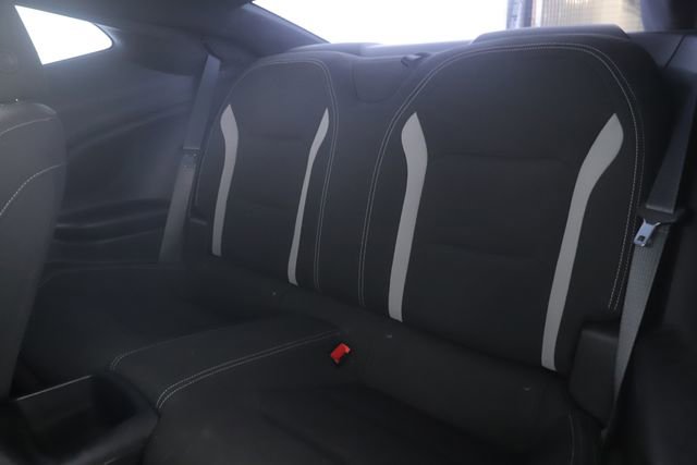 Used 2020 Chevrolet Camaro LT image 19