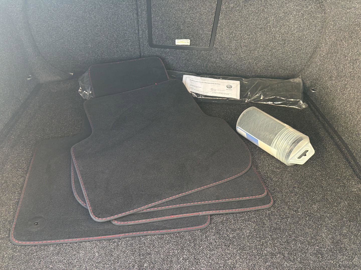 Used 2014 Volkswagen Jetta GLI Autobahn image 15