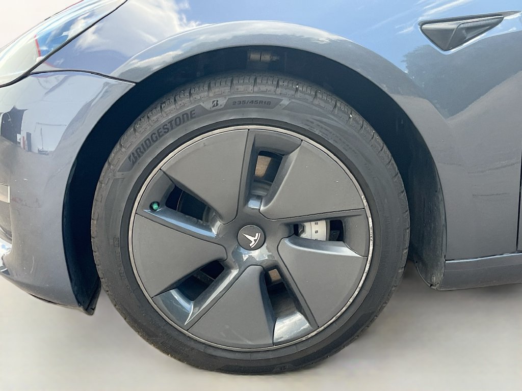 Used 2023 Tesla Model 3 Standard Range RWD image 30
