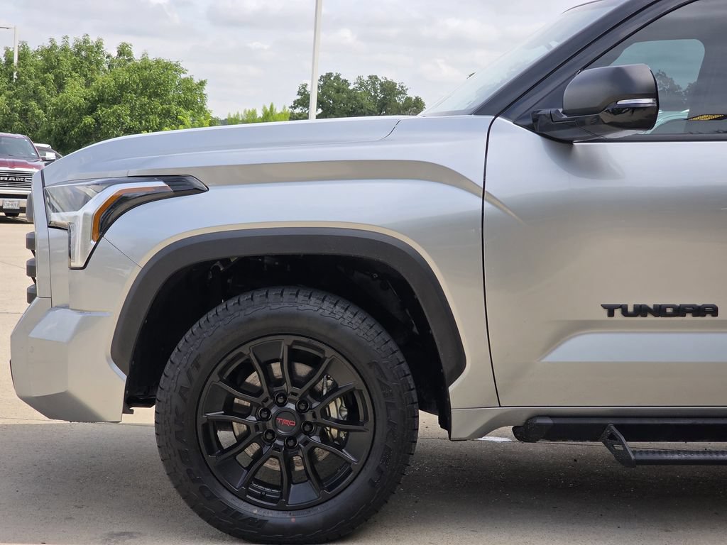 Used 2022 Toyota Tundra SR5 w/ Convenience Package RWD image 6