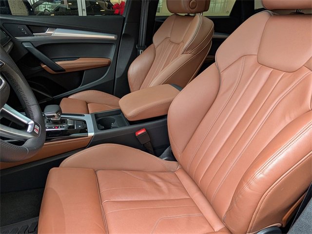 Used 2024 Audi Q5 2.0T Premium Plus w/ Premium Plus Package image 12