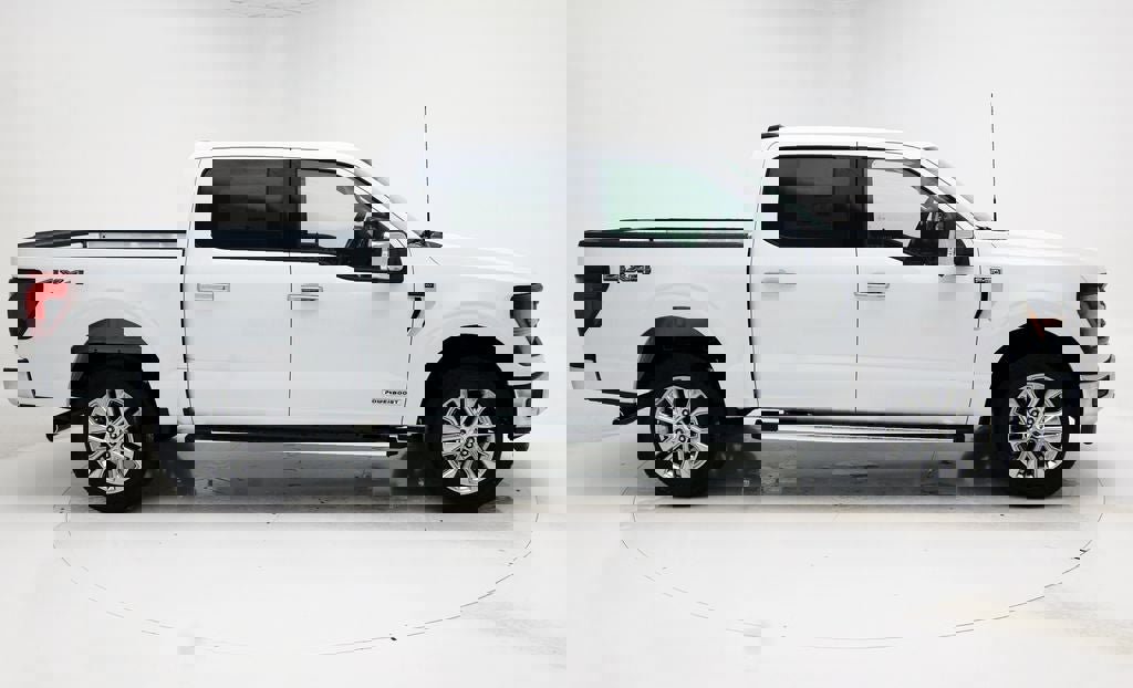 New 2025 Ford F150 XLT w/ Equipment Group 302A MID image 2