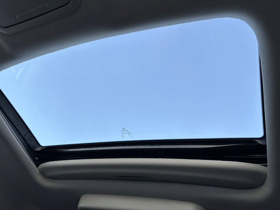 New 2026 Honda Odyssey Touring image 21