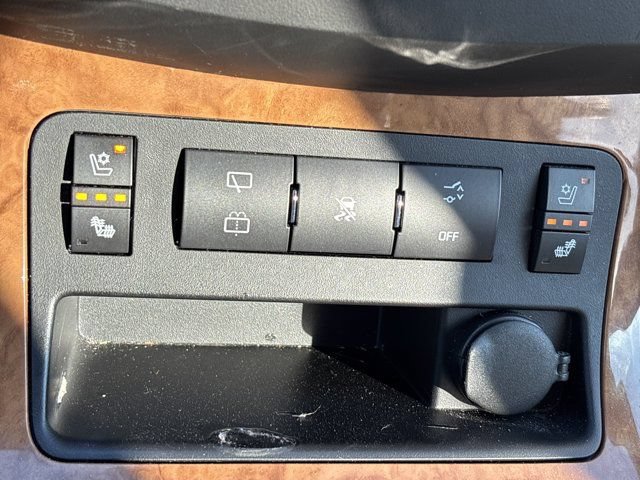 Used 2012 Buick Enclave Premium FWD image 35