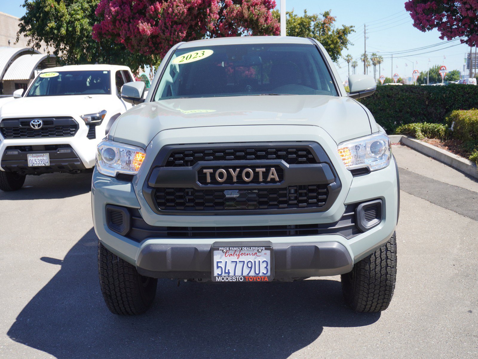 Used 2023 Toyota Tacoma 4x4 Double Cab w/ Trail Edition image 4