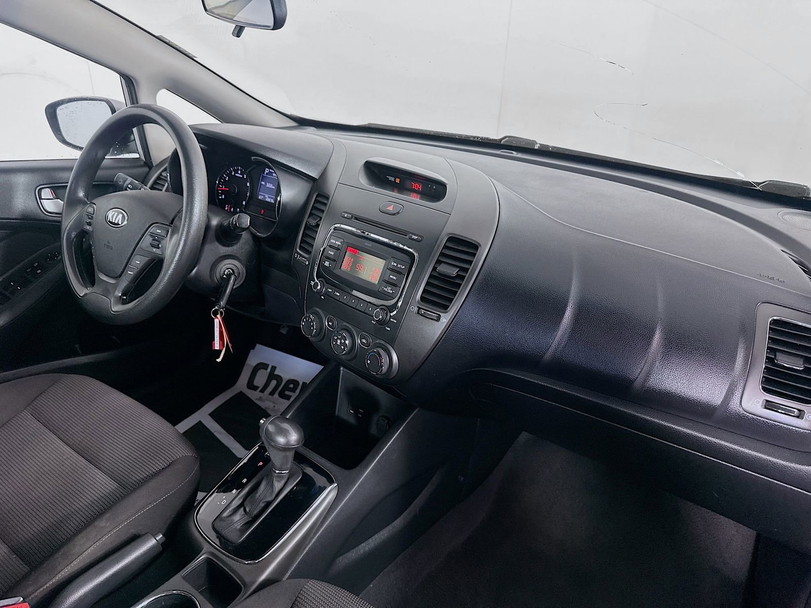 Used 2017 Kia Forte LX FWD image 26