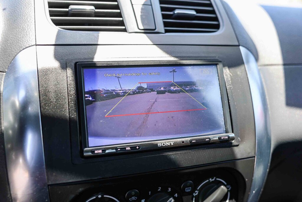 Used 2010 Suzuki SX4 LE FWD image 13