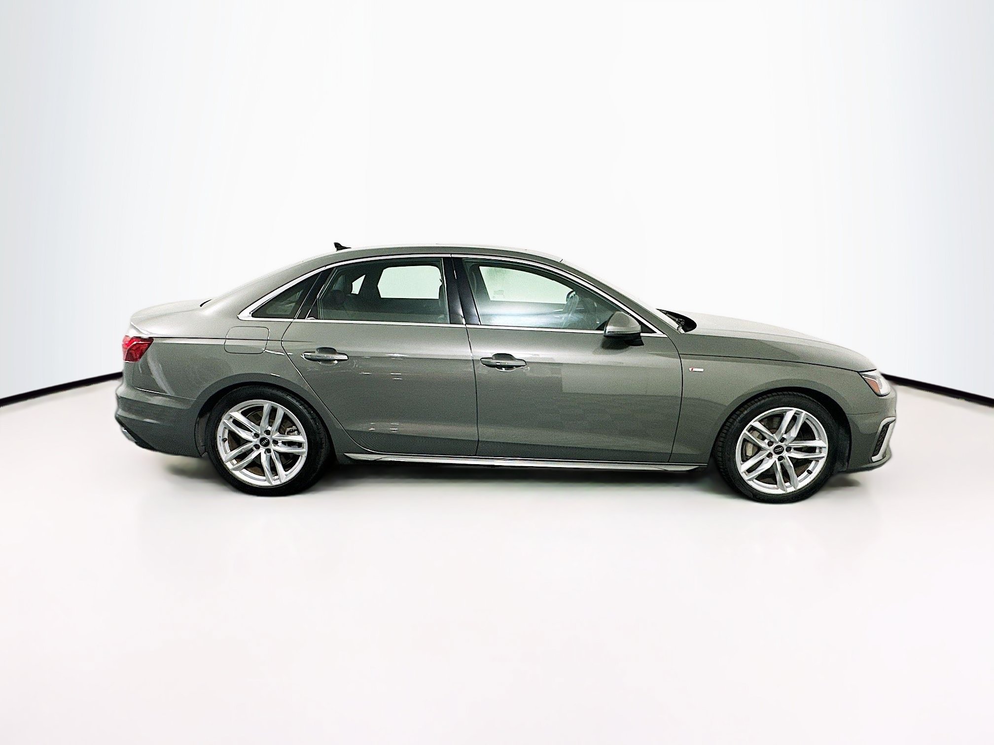 Used 2024 Audi A4 2.0T Premium Plus AWD/4WD image 10