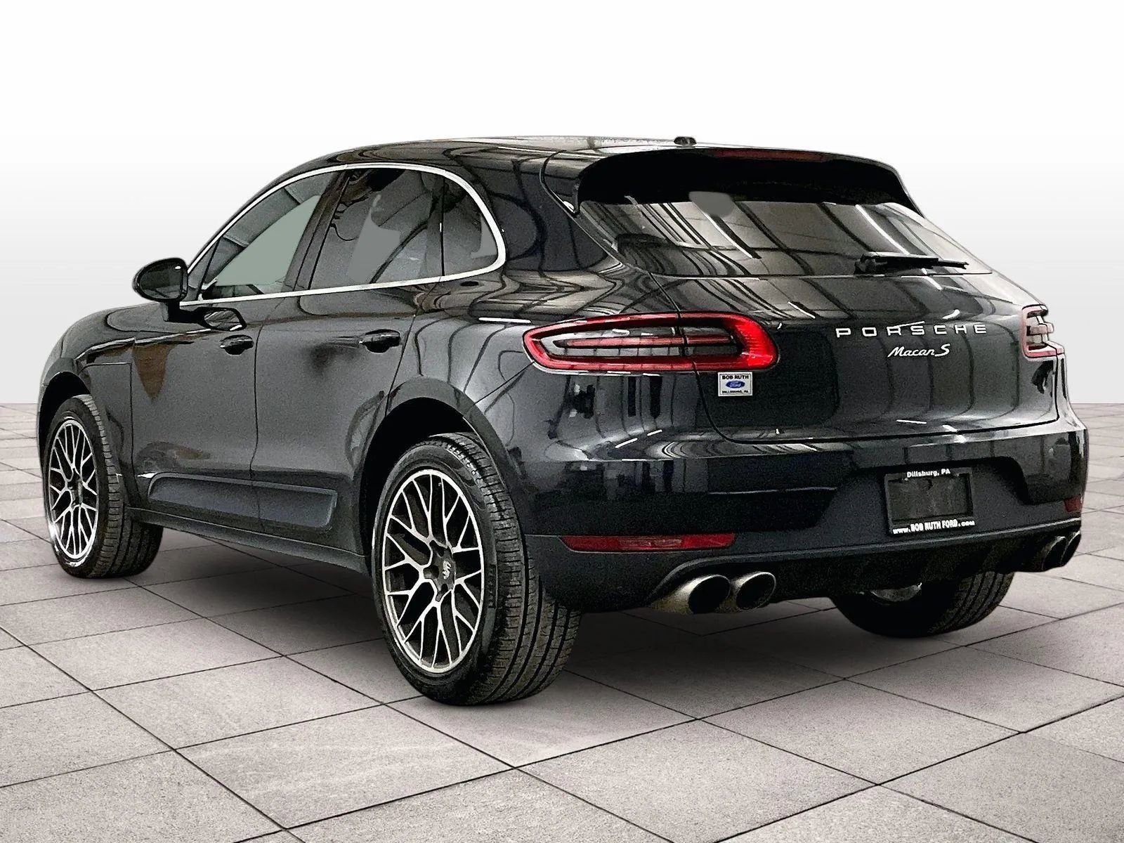 Used 2017 Porsche Macan S image 11