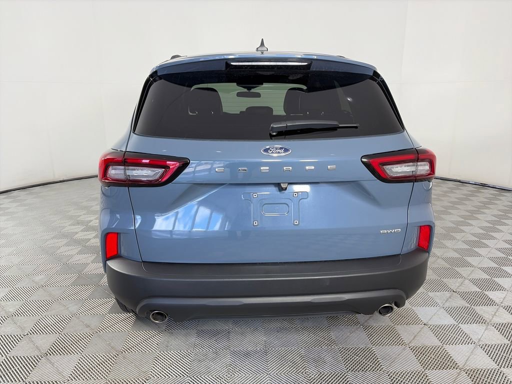 Used 2025 Ford Escape ST-Line Select AWD/4WD image 6