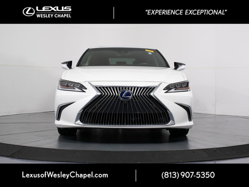 Used 2021 Lexus ES 300h Ultra Luxury w/ Accessory Package 2 FWD image 14