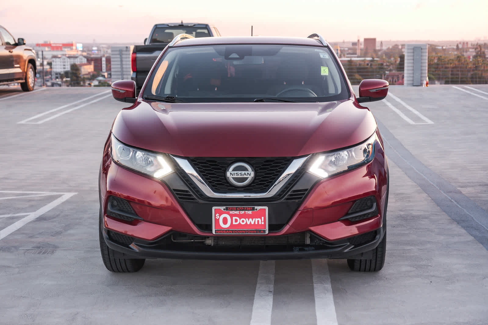 Used 2020 Nissan Rogue Sport SV FWD image 2