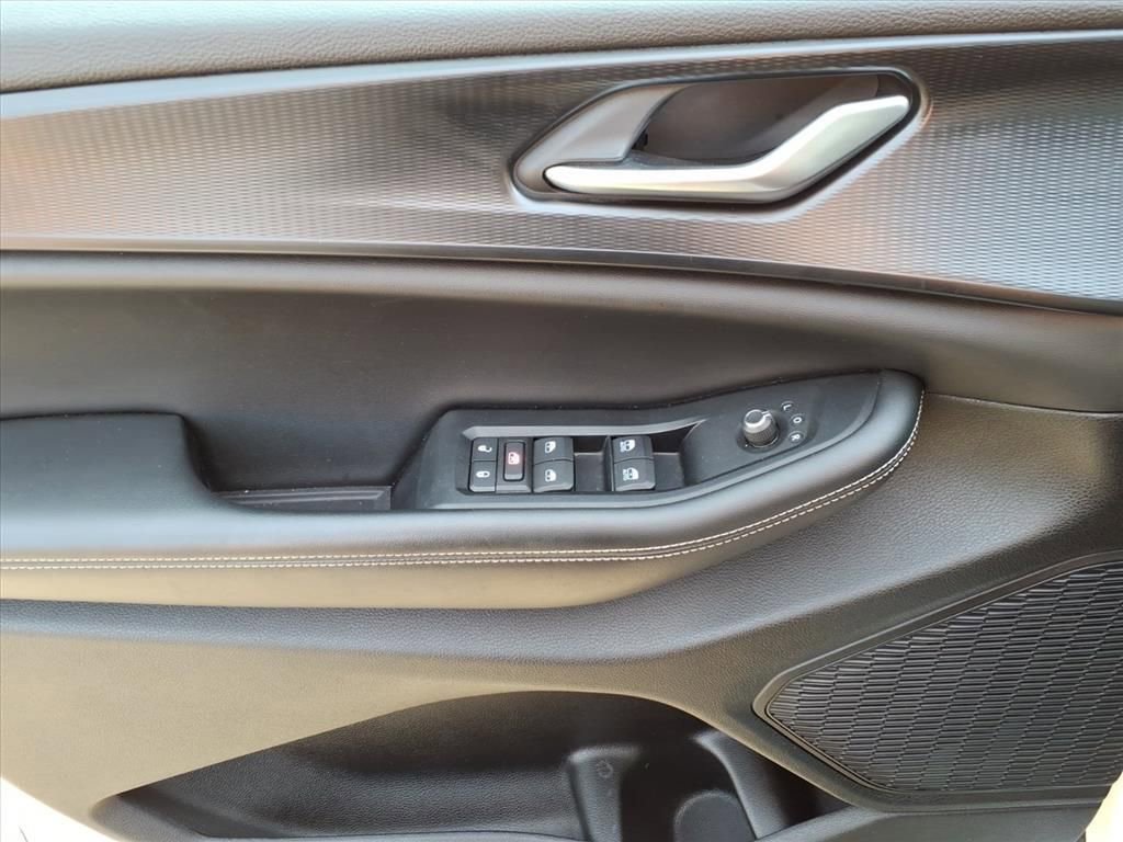 Used 2023 Jeep Grand Cherokee Limited w/ Luxury Tech Group II image 22