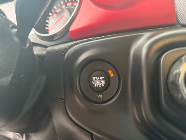 Used 2019 Jeep Wrangler Unlimited Rubicon AWD/4WD image 14