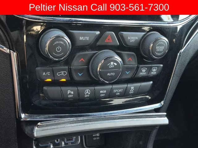 Used 2020 Jeep Grand Cherokee Trailhawk w/ Trailhawk Luxury Group AWD/4WD image 42