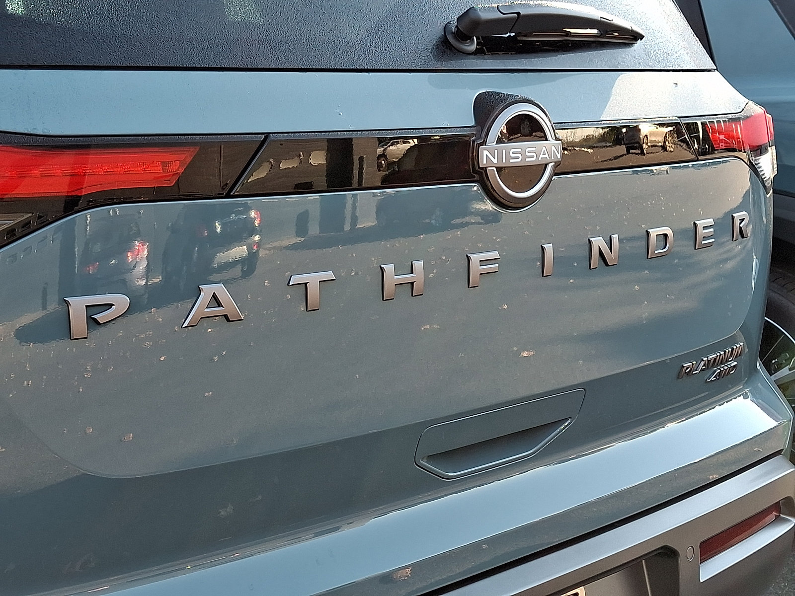 New 2026 Nissan Pathfinder Platinum AWD/4WD image 5