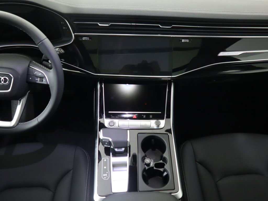 New 2025 Audi Q7 3.0T Premium Plus image 15